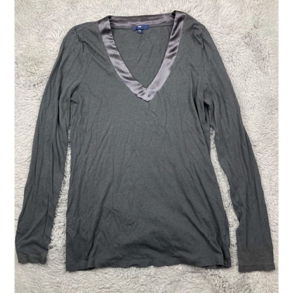 Grey medium shirt bundle - Picture 4 of 7